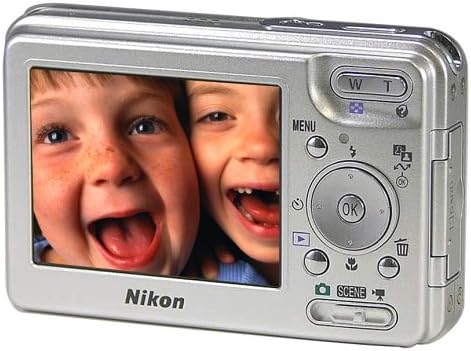 Nikon Coolpix S1 5,1 Мегапиксела Тънък цифров фотоапарат с 3-кратно оптично увеличение (в комплект с докинг станция) (СТАР МОДЕЛ)